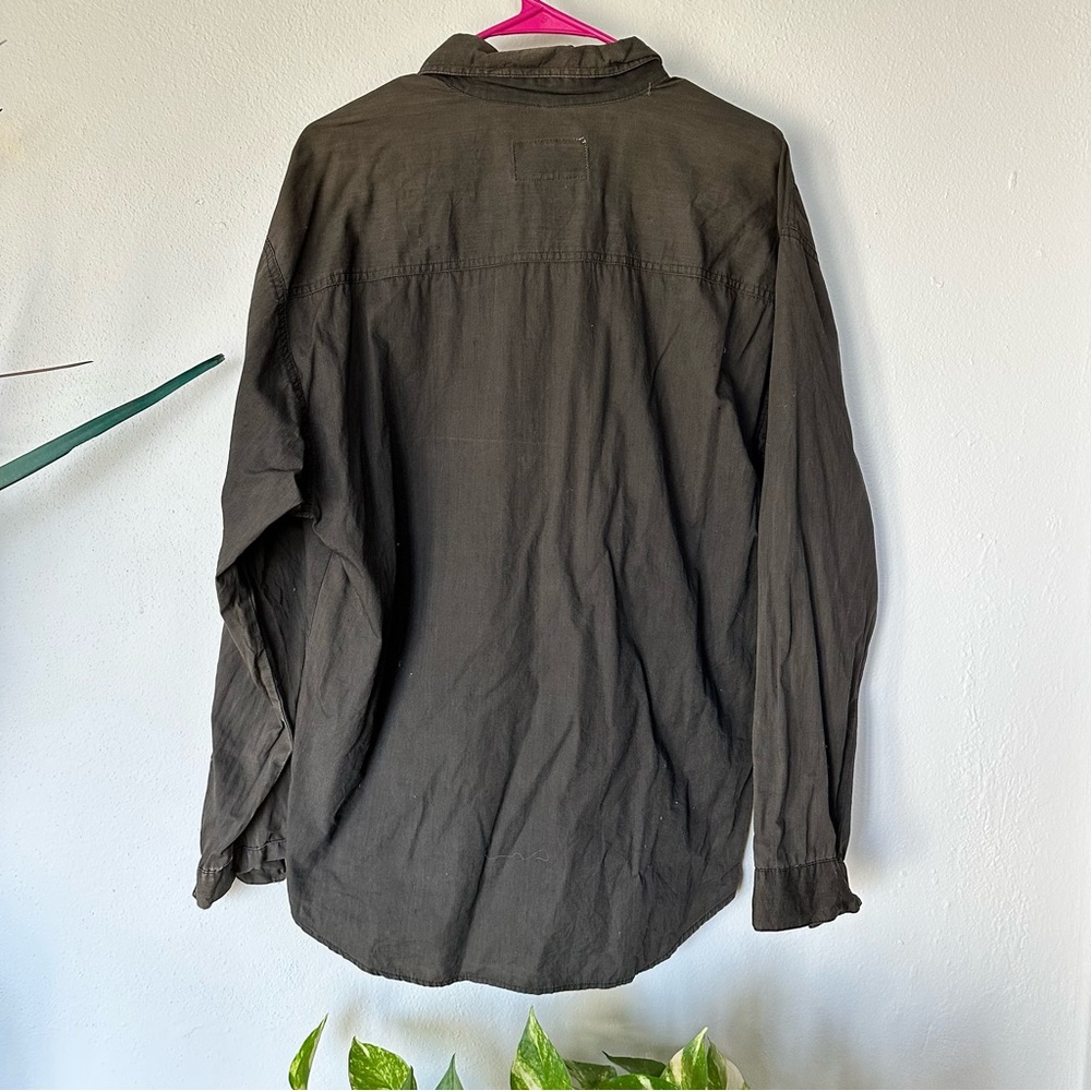 Men’s Button down - Picture 2 of 4